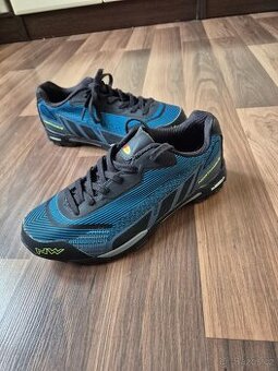 NORTHWAVE Tretry na kolo vel.39