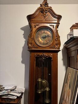 Prodám sloupové hodiny