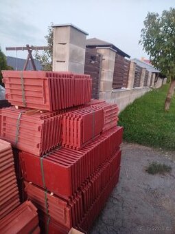 Figaro 11 červená engoba TONDACH