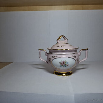 cukřenka z růžového porcelánu
