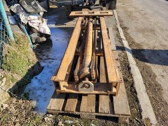 Zdviž k vysokozdvižnému vozíku