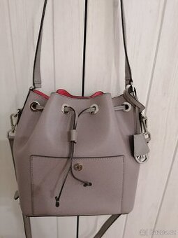 Nádherna kabelka Michael Kors