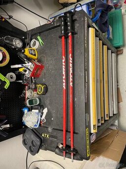 Detske lyzarske hulky Atomic race