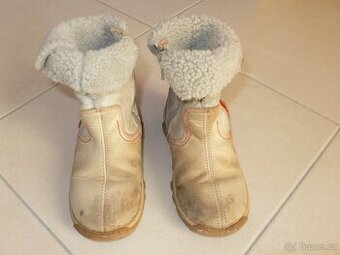 Béžové dívčí zimní boty vel. 27