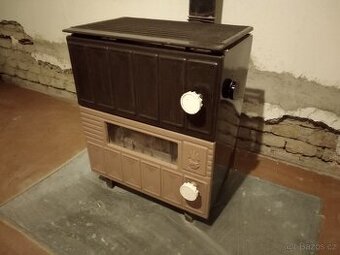 Krbová kamna s varnou plotýnkou