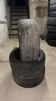 Pneu Nokian 275/40R20