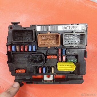 Prodám jednotku 9667199580  R07