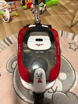 Podlahový vysavač ETA salvet