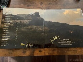Kingdom Come: Deliverance soundtrack vinyl podepsaný