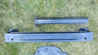 Peugeot 301 - nosnik, Toyota Rav4 V 5 - vystuha