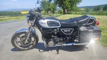 Yamaha XS 750