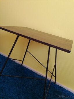 prodám STOLEČEK
