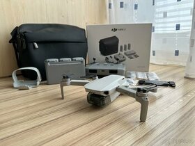 Dron DJI Mini 2 - Fly More Combo