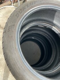 225/45R18 - 1