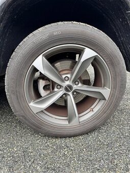 275/50 R20 - 1