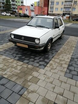 Prodám na VW golf2-1,6TD,5ti dveř,51kW-náhradní díly