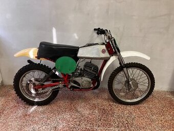 ČZ 250 typ 980 motokros r.v. 1975