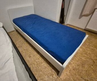 Ikea jednolůžková postel Släkt s roštem Luroy