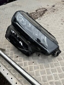 Karoq facelift pravé světlo 57B 941 010 Led