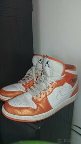 Air Jordan 1 MID SE ELECTRO METALIC oranžové vel.44,5