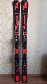 Lyže Nordica 152 a přeskáče Nordica
