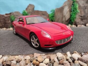 prodám model 1:18 ferrari 612 scaglietti