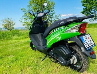 MOTO SKÚTER YUKI 125ccm/////šikovné presúvadlo///rok 2022///