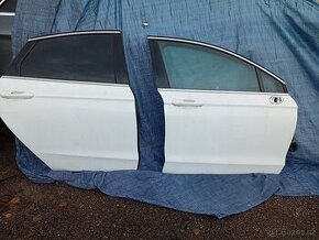FORD MONDEO 5 RV 2016 DVEŘE PRAVÉ, P.P. A P.Z. BÍLÉ