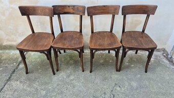 Staré židle Thonet po renovaci (č.50)