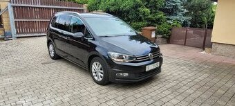 VW Touran TDi 2017 7 sedaček NAVI KESSY PARK.KAMERA ACC