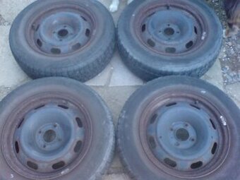 Disky Peugeot, zimní Firestone Winterhawk, M+S, 195/65/15, 4
