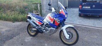 Honda africa xrv 750