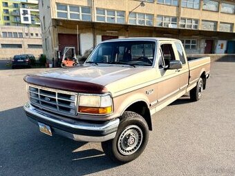 1992 Ford F250 XLT | 4x4 | MANUÁL | 5.8 V8 | DPH