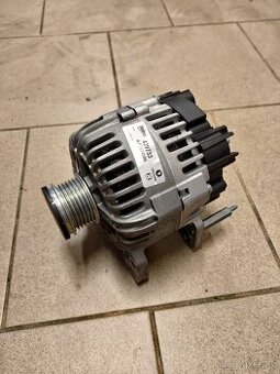 Alternátor Valeo 439733