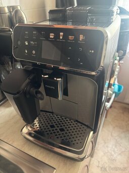 Kávovar philips lattego série 5400