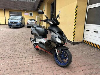 Aprilia SR50 2007 2 takt po GO motoru