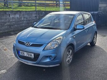 Hyundai i20 1,4 74kw rok 2010