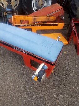 Kapota maska Zetor 4 válec