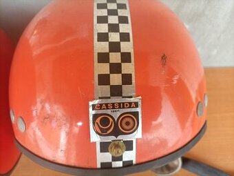 Staré helmy  -NOVÁ CENA-