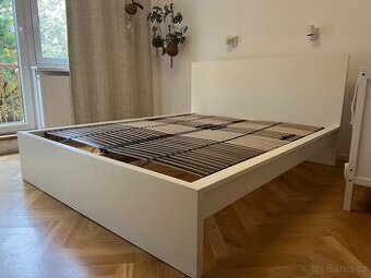 Postel manželská Malm ikea