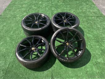 Kola Lamborghini Aventador Pneumatiky LP720 Dione OEM továrn