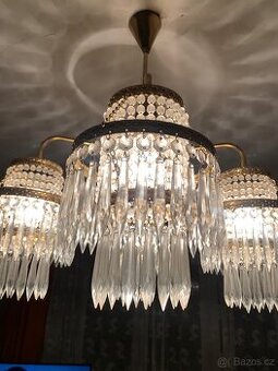 Starožitný lustr