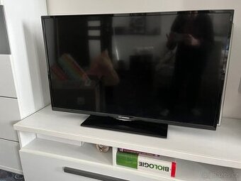 Televize hyundai fln40t272