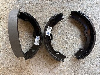 Brzdove oblozeni parkovaci brzdy Mercedes E W211