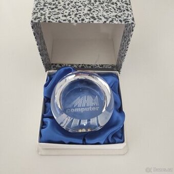 Skleněné těžítko