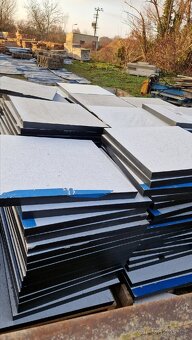 sádrovláknité dlaždice 600x600x40mm