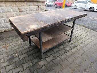 Dílenský pracovní stůl - ponk