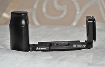 Grip pre Olympus OMD M5 - 1