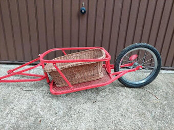 Přívěsný vozíček za kolo.