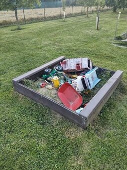 DĚTSKÉ PÍSKOVIŠTĚ